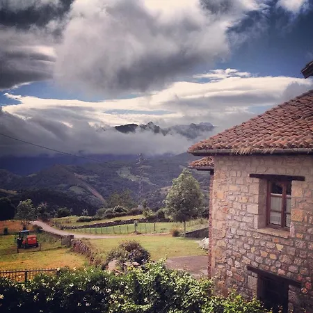 Bed & Breakfast La Portiella Del Llosu Pandiello